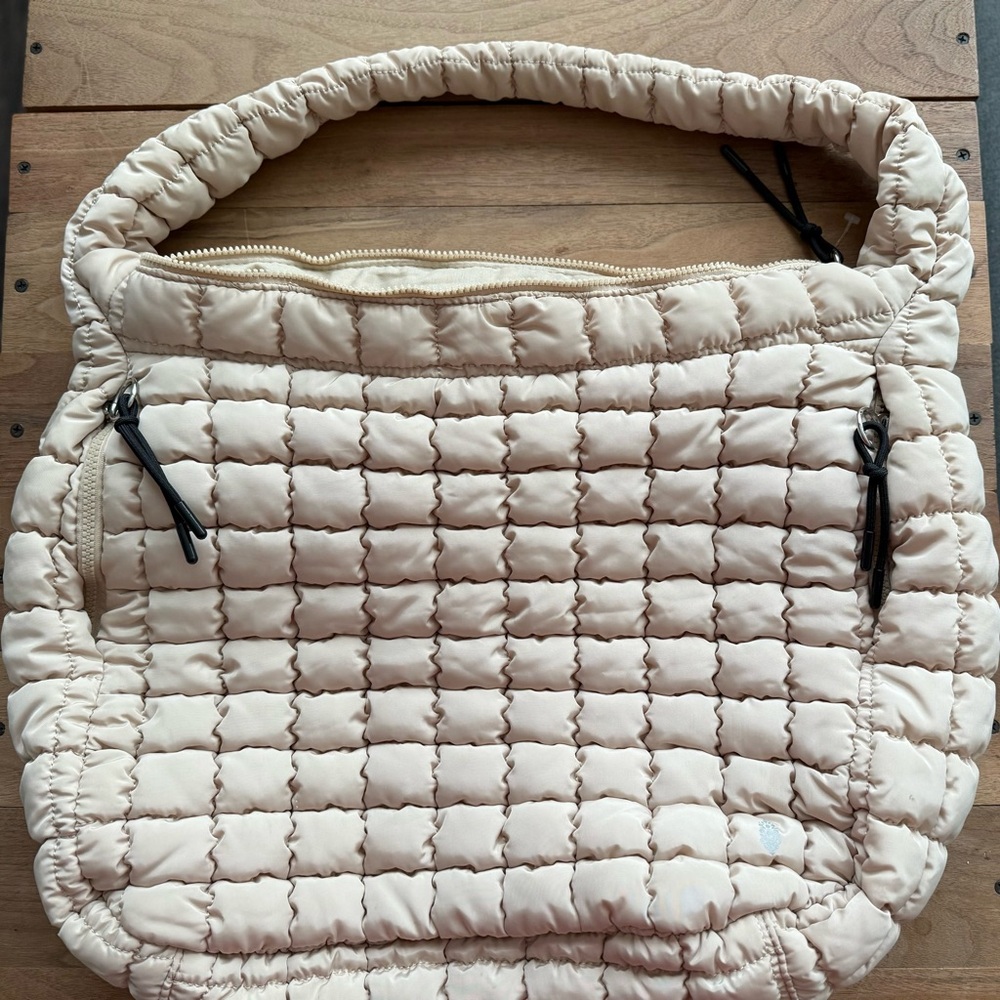 NEW! FP Movement Large Cream Quilted Hobo Bag - Picture 2 of 6